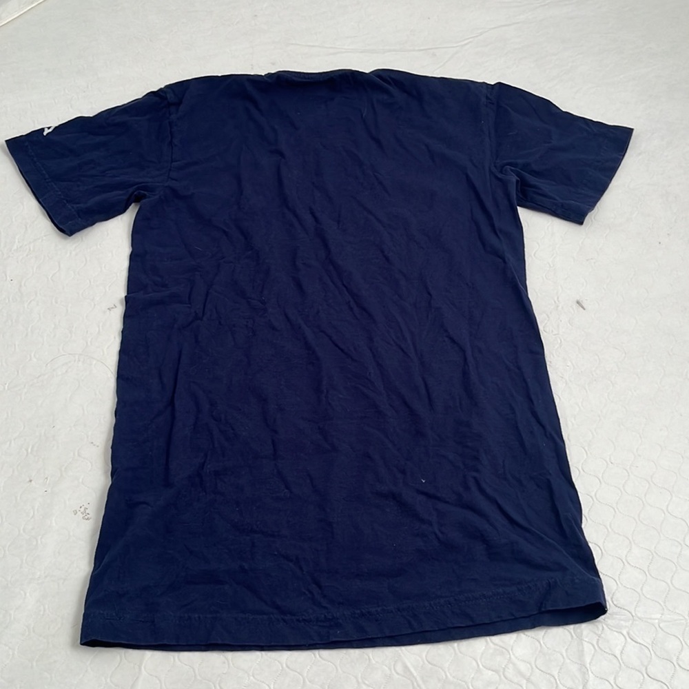 Alta Gracia navy blue UCONN University of Connecticut logo short sleeve t-shirt - Picture 6 of 10